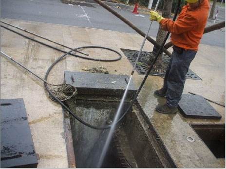 沐川池底污泥如何清理