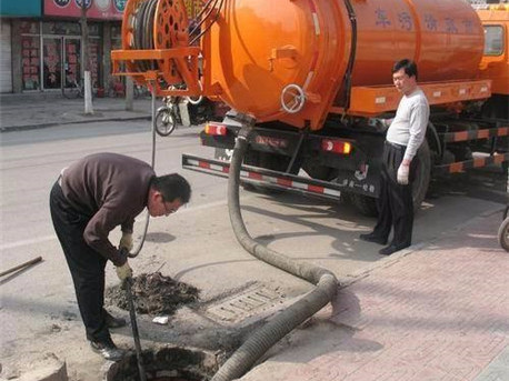 沐川清掏化粪池，健康生活从这里开始